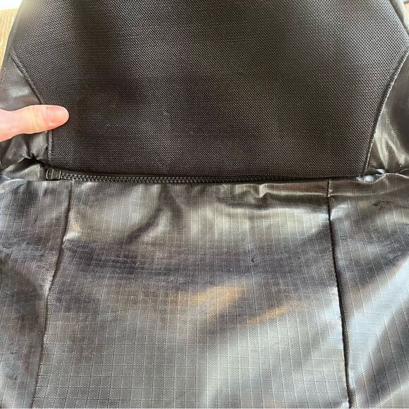 TOURIT Waterproof Daybag Cooler 15.5L - Picture 7 of 9